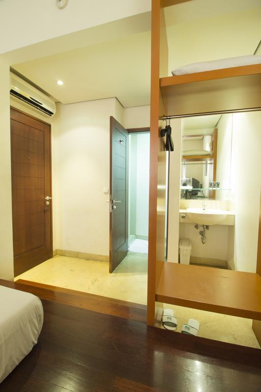 Reddoorz @ Gegerkalong Girang Hotel บันดุง ภายนอก รูปภาพ
